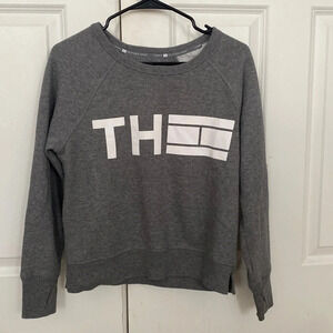 Tommy Hilfiger sweatshirt size medium gray crewneck